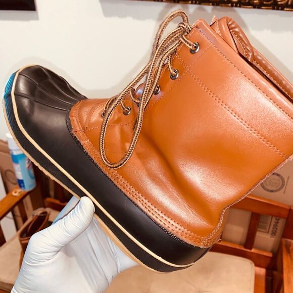 Classic Waterproof Duck Boots. - Picture 5 of 12